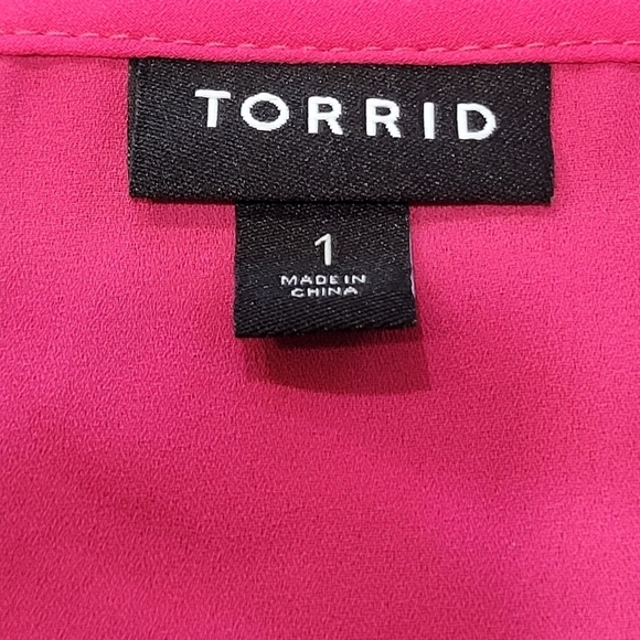 TORRID 1X Georgette Keyhole Long Sleeve Blouse - Picture 7 of 7